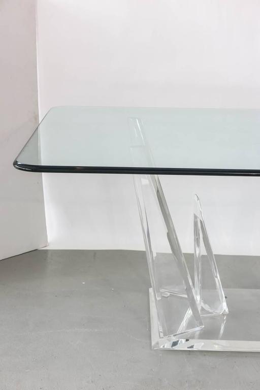 Late 20th Century American Modern Lucite and Glass Dining or Center Table For Sale