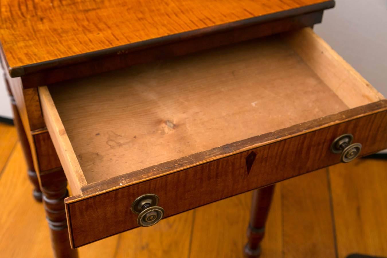 Early 19th Century Federal Tiger Maple Two-Drawer Stand 4