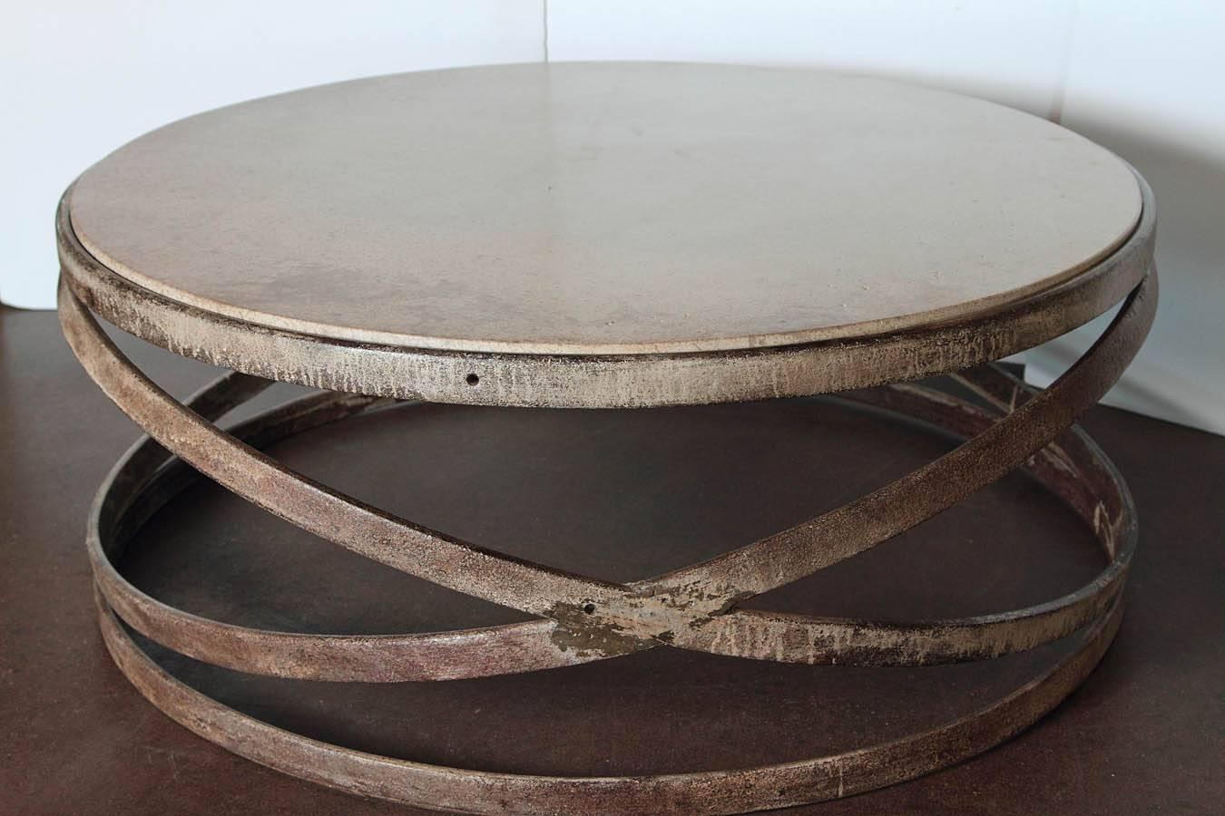 Reclaimed Rings Coffee Table In Good Condition In Dallas, TX