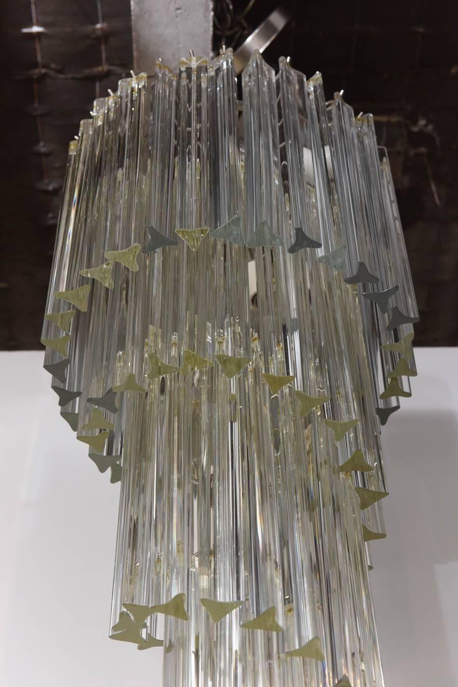 Spiral Camer Clear Glass Chandelier, Attrib. to Venini In Good Condition For Sale In East Hampton, NY