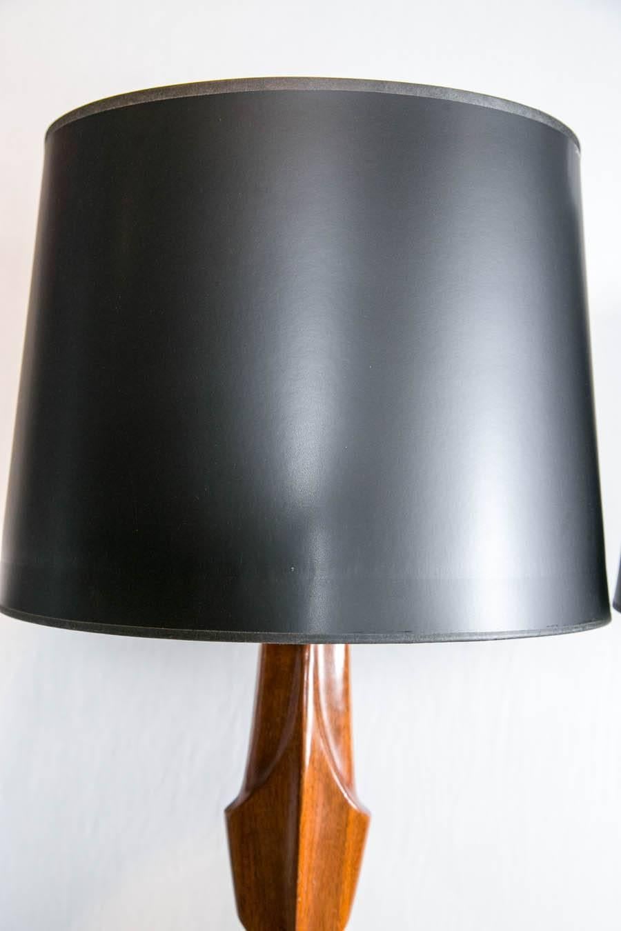 Pair of Midcentury Lamps For Sale 3