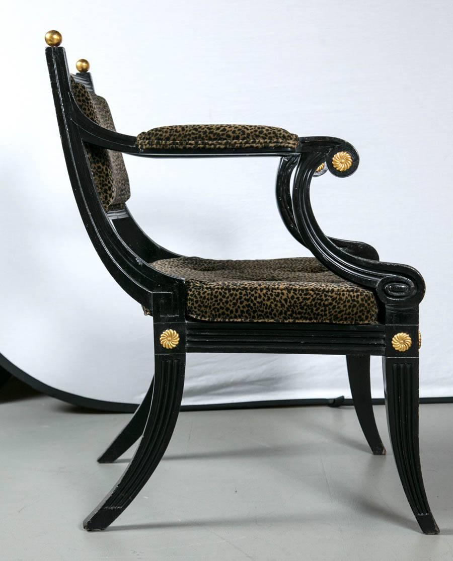 19th Century Pair of English Regency Klismos Chairs For Sale