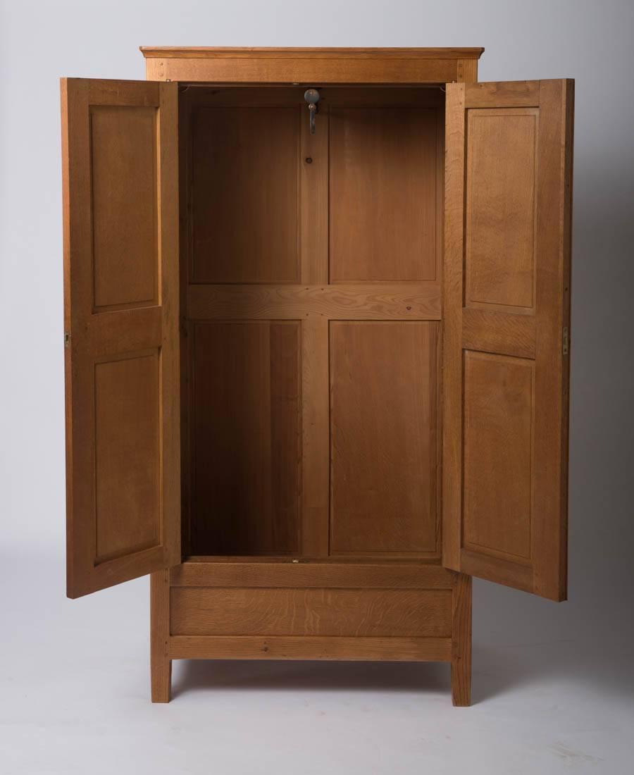 Early Gordon Russell English Oak Wardrobe For Sale at 1stdibs