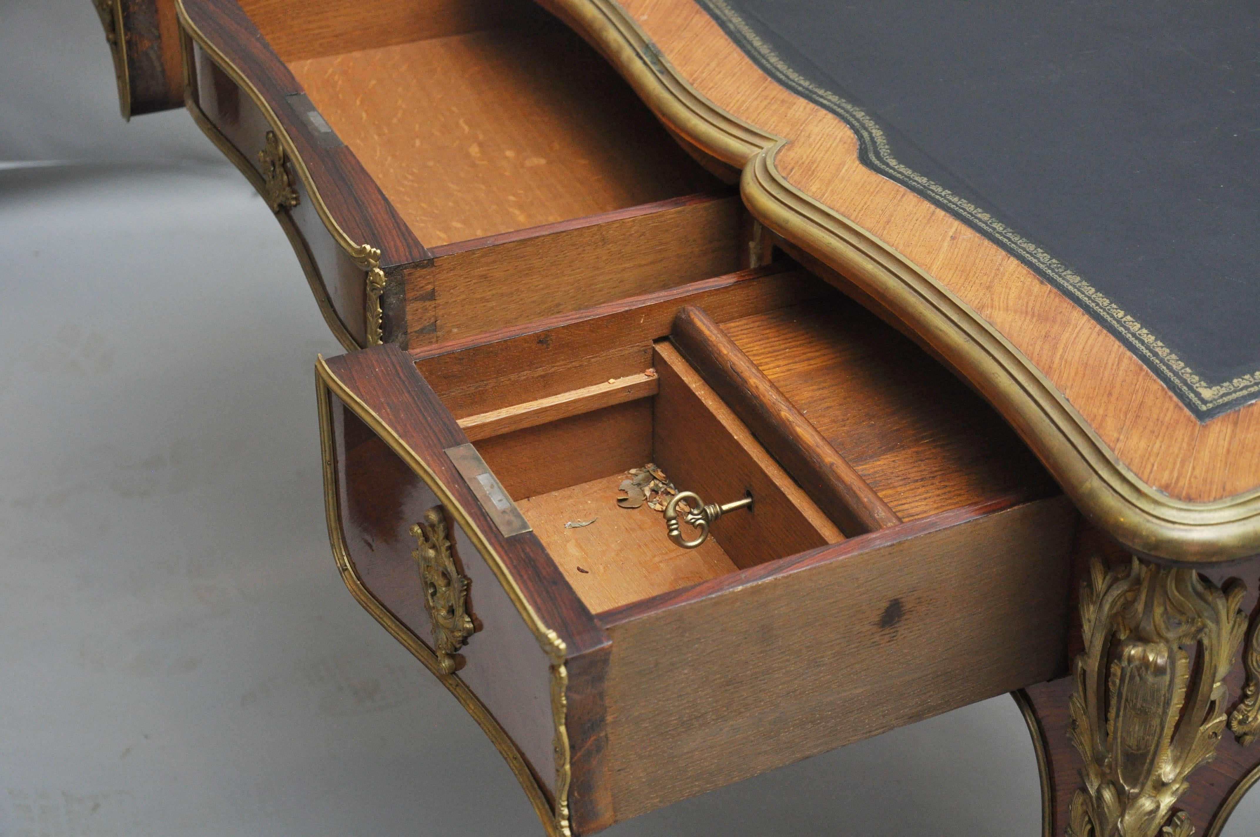 Rococo Style Bureau Plat with Gilt Bronze Mounts, France, 1880 In Excellent Condition For Sale In Chicago, IL