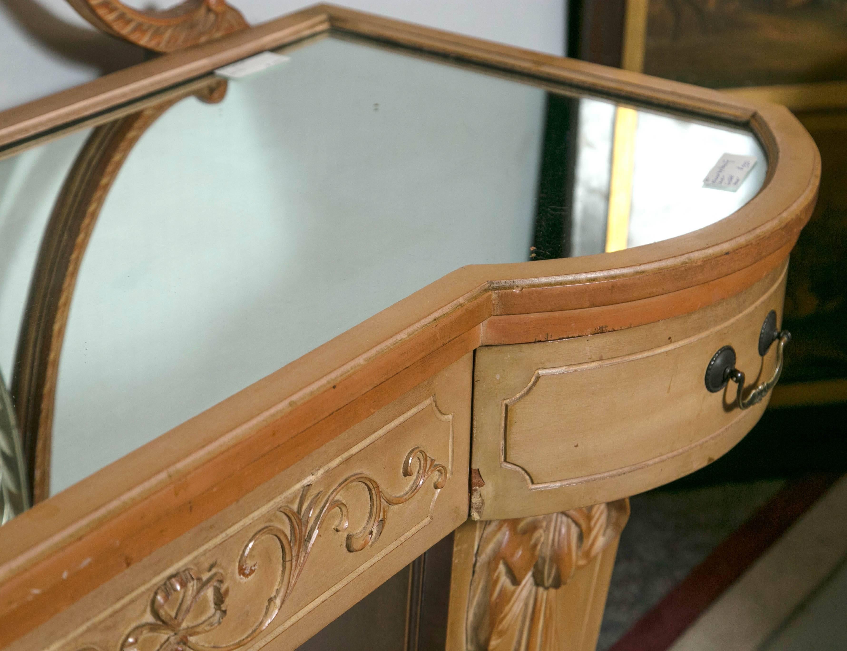 Hollywood Regency Dorothy Draper Style Mirror Top Vanity or Desk In Good Condition In Stamford, CT