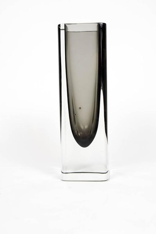 Elegant Sommerso Murano Glass Vase For Sale at 1stdibs