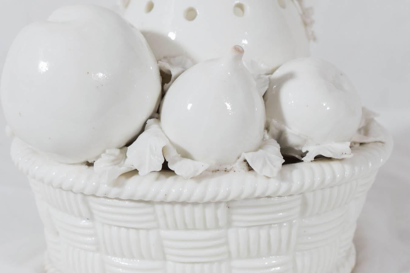 Antique French St. Cloud Porcelain Potpourri Jar Modeled with Fruits and Flowers In Excellent Condition In Katonah, NY
