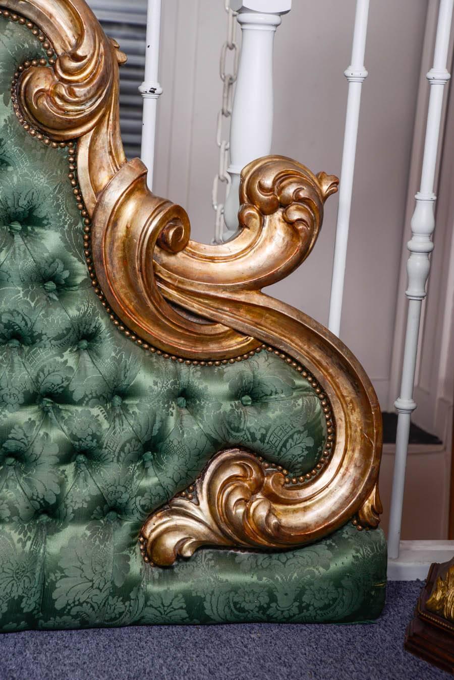  Gilded Wood Head Bed Baroque Style In Good Condition In Paris, FR