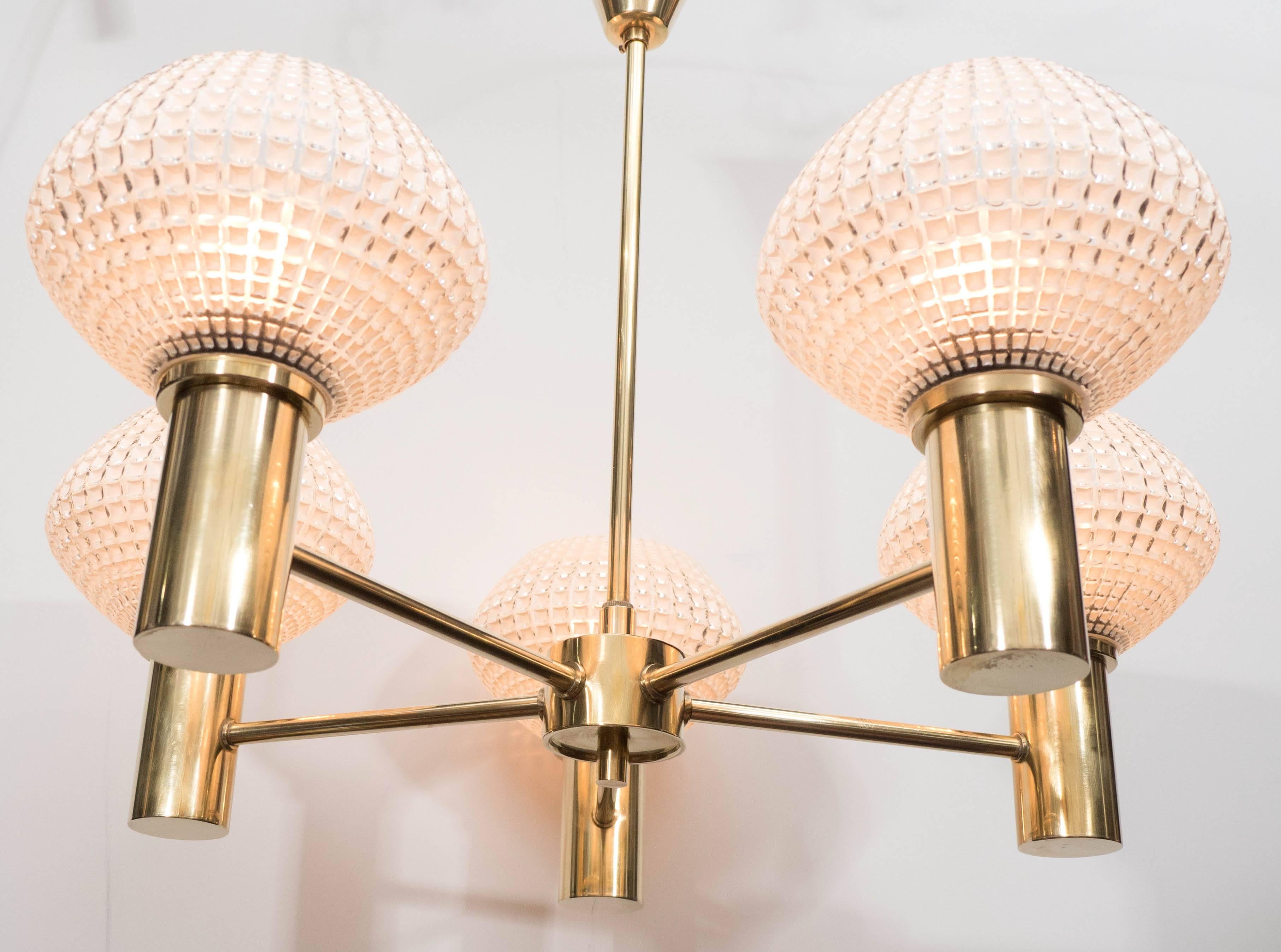 Mid-20th Century Mid-Century Modernist 5-Arm Polished Brass Chandelier with Textured Glass Globes
