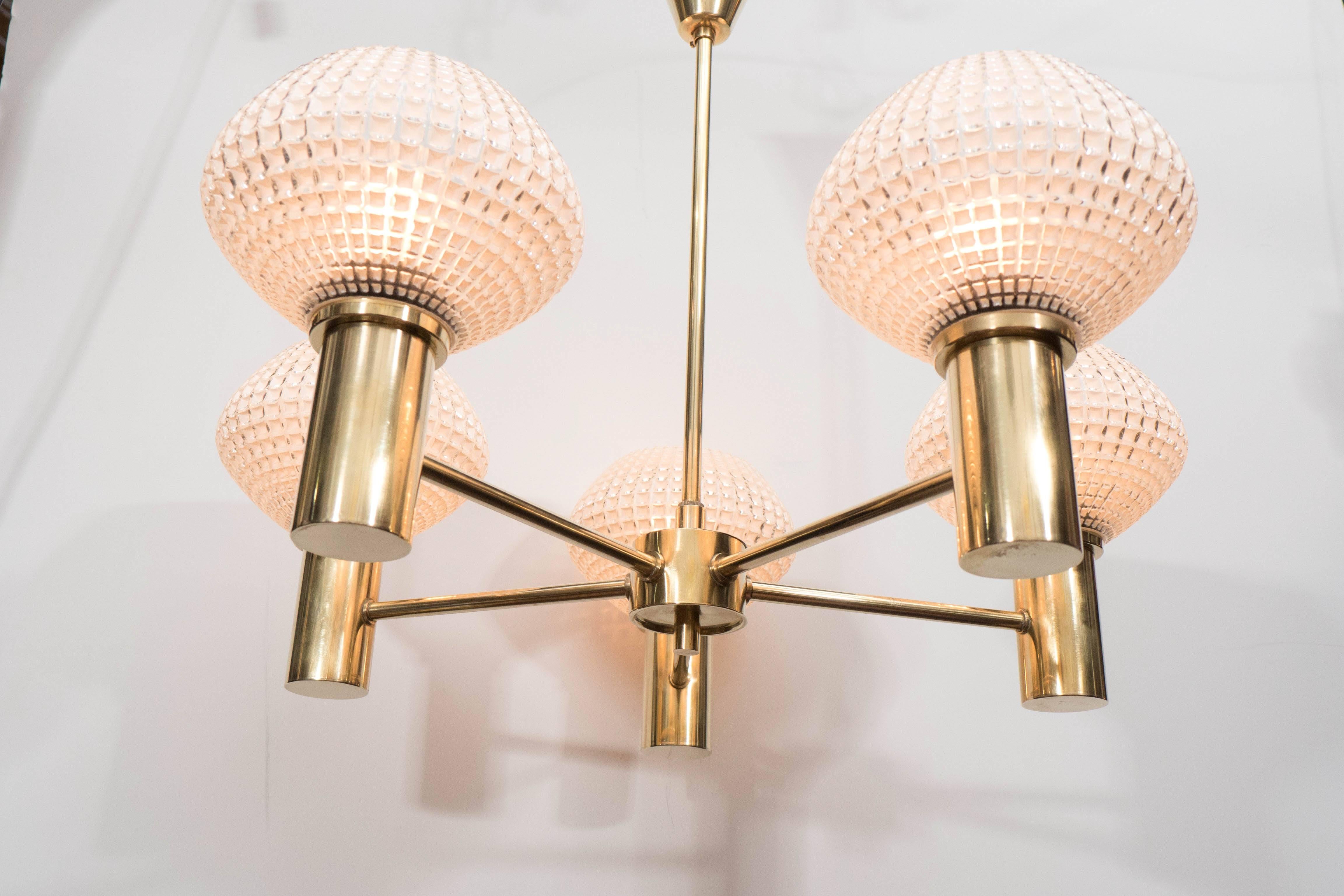 Mid-Century Modernist 5-Arm Polished Brass Chandelier with Textured Glass Globes 1