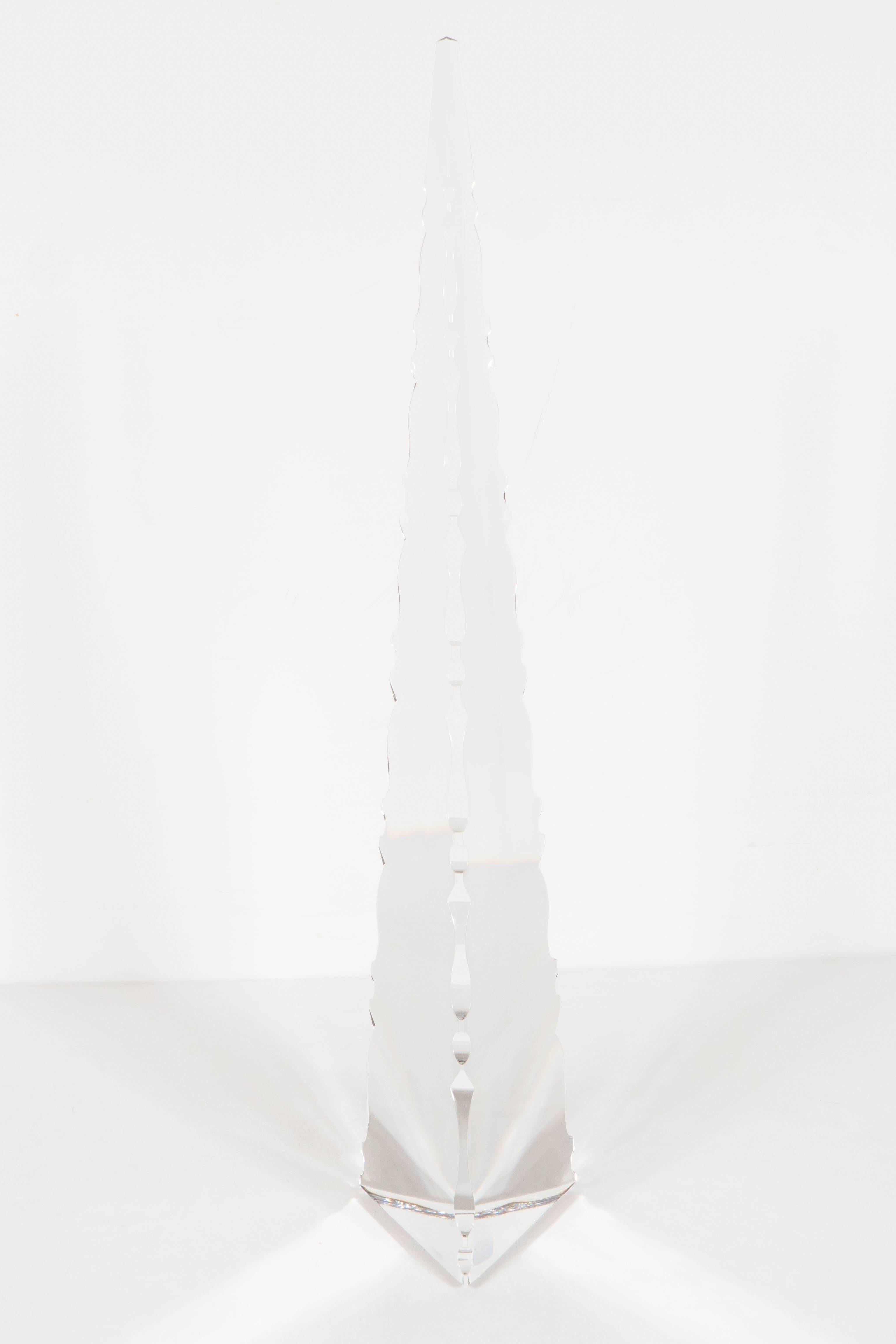 Hollywood Regency Exquisite Mid-Century Modernist Fine Cut Crystal Obelisk by Baccarat 