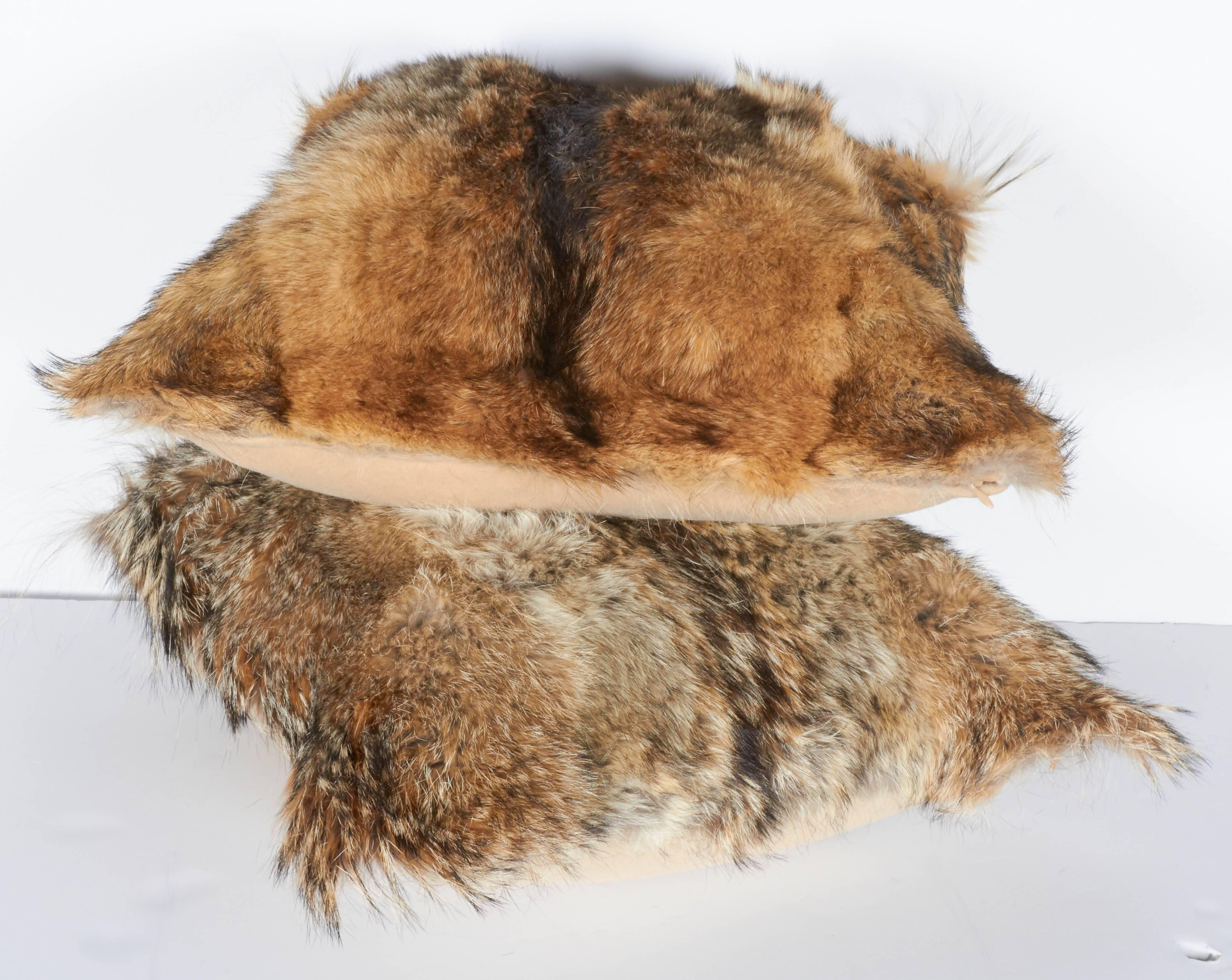 Hand-Crafted Pair of Luxury Fur Throw Pillows in Coyote and Cashmere