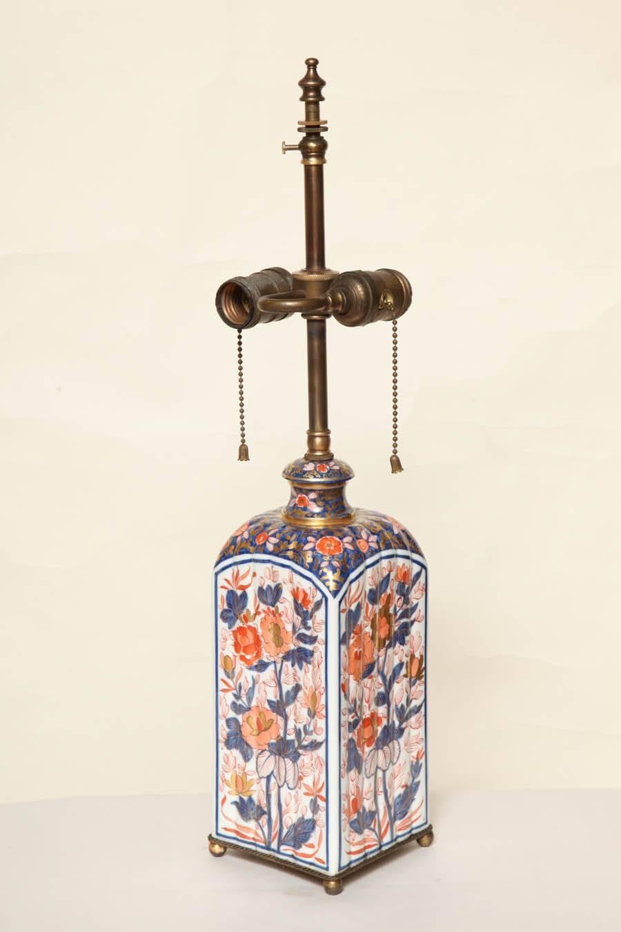 A Pair of Imari Table Lamps In Good Condition In New York, NY