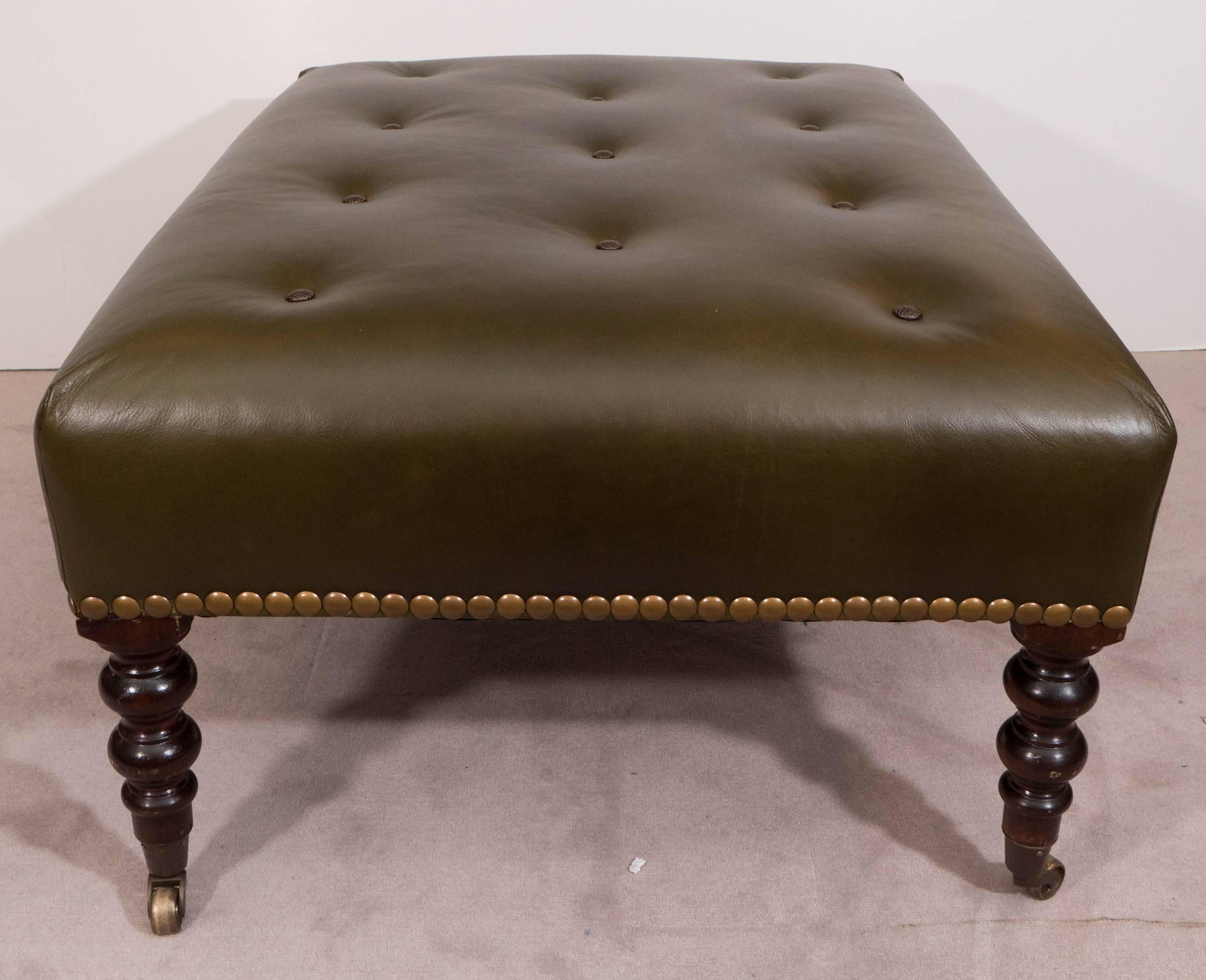 Turned Mid-Century George Smith Signature Ottoman in Green Tufted Leather and Mahogany
