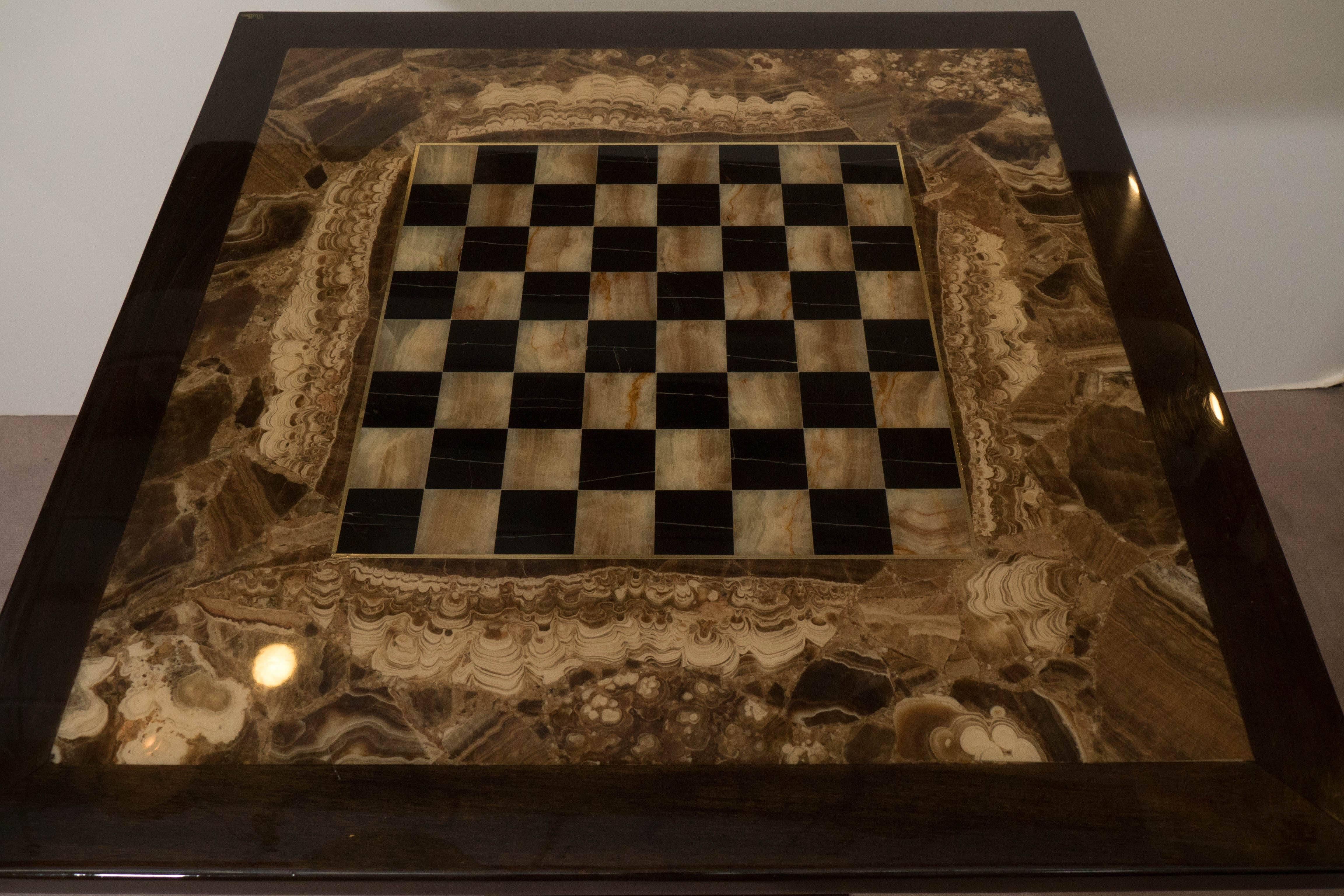 Mid-Century Onyx and Resin Chess Table by Muller of Mexico In Good Condition In New York, NY