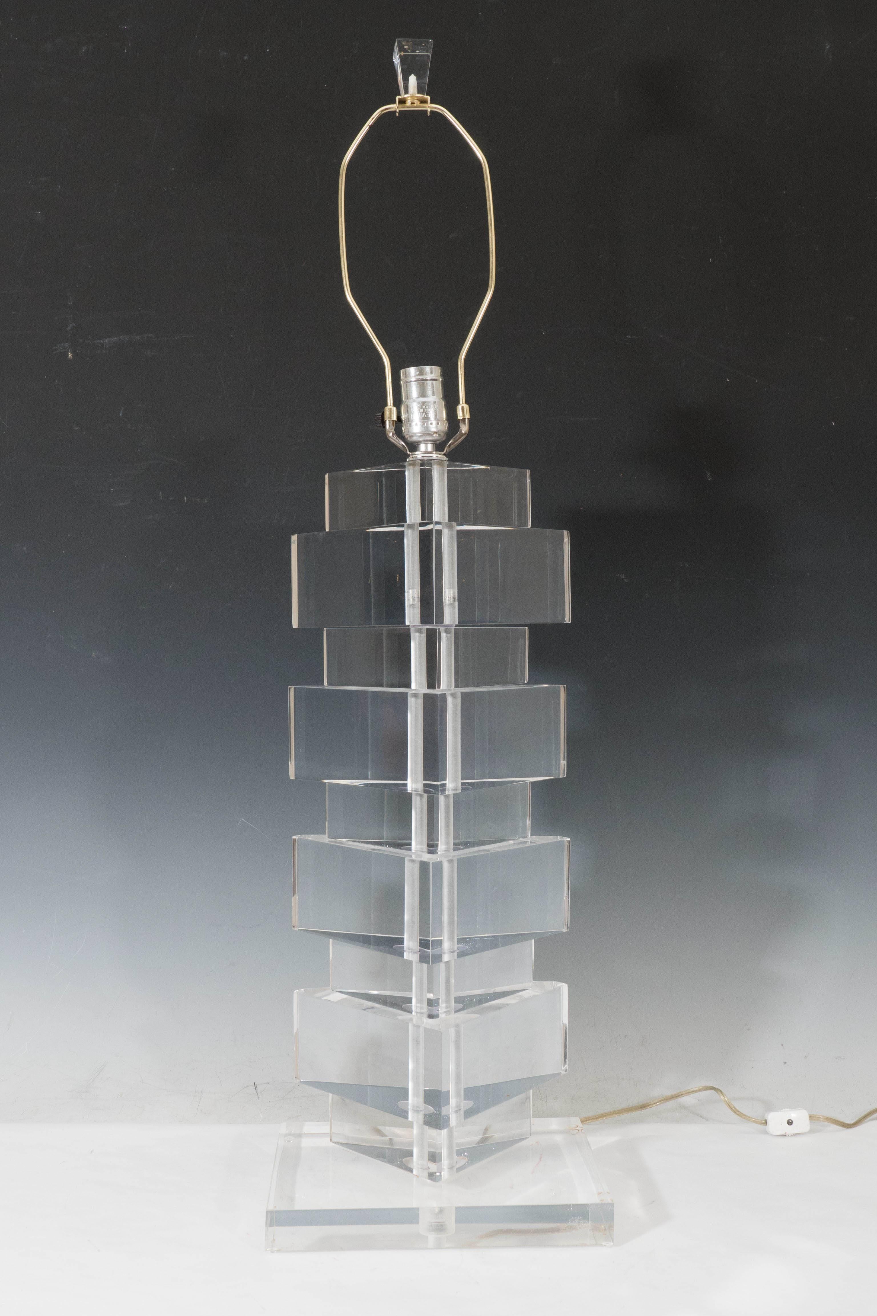 Pair of Stacked Triangular Lucite Table Lamps For Sale 3