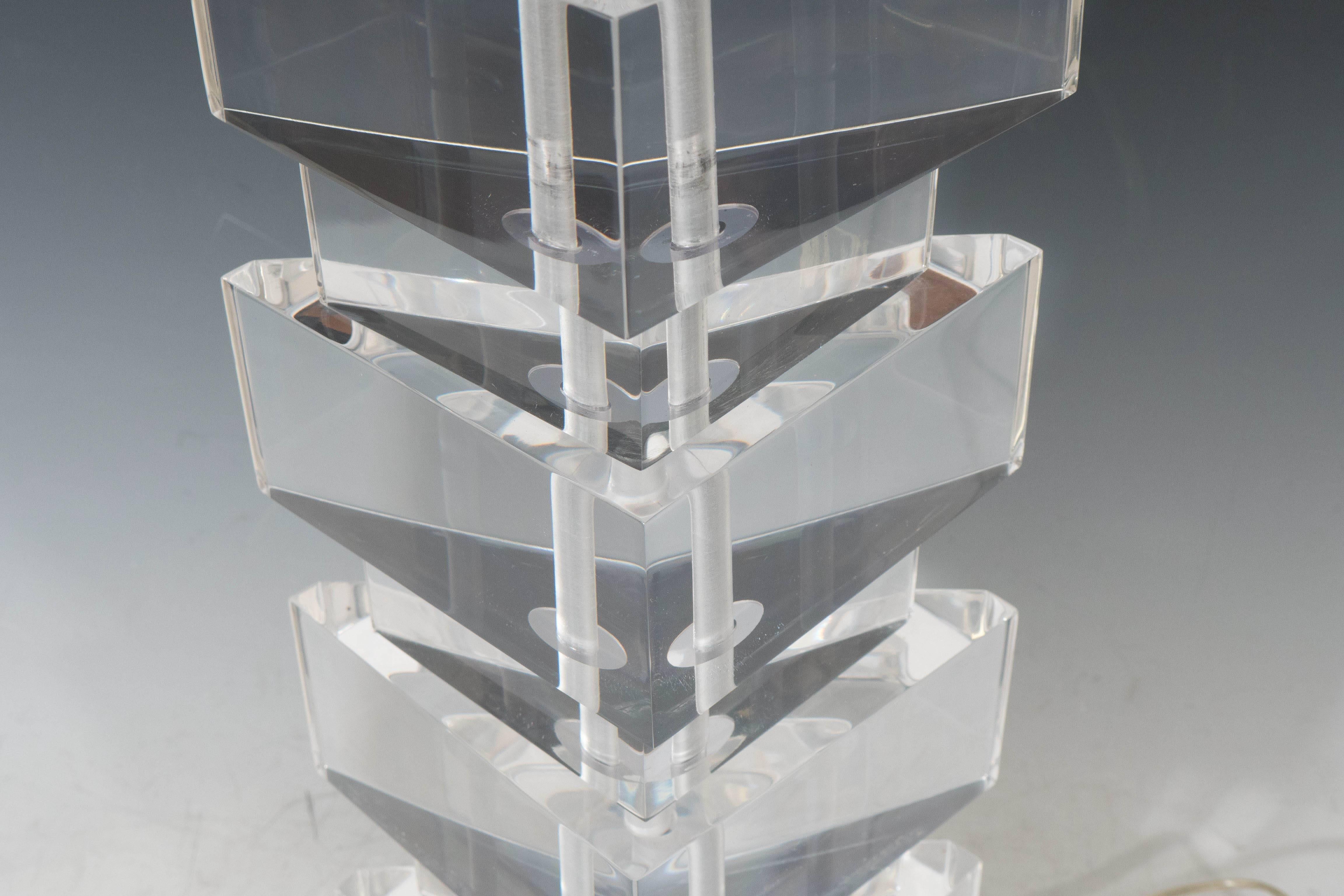Pair of Stacked Triangular Lucite Table Lamps For Sale 6