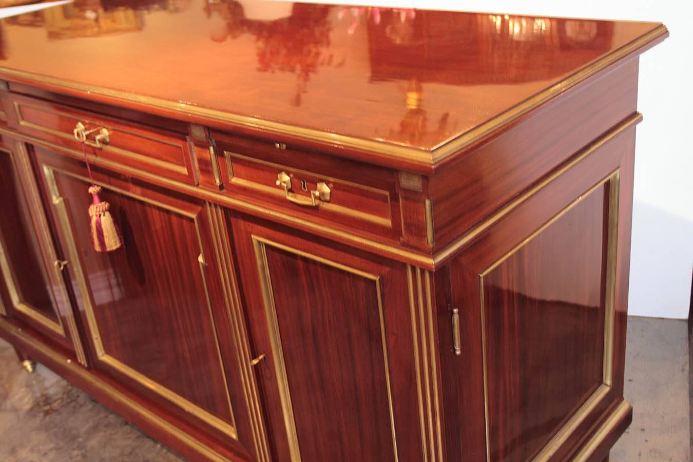 19th Century French Louis XVI Mahogany and Gilt Brass Inlaid Buffet 7