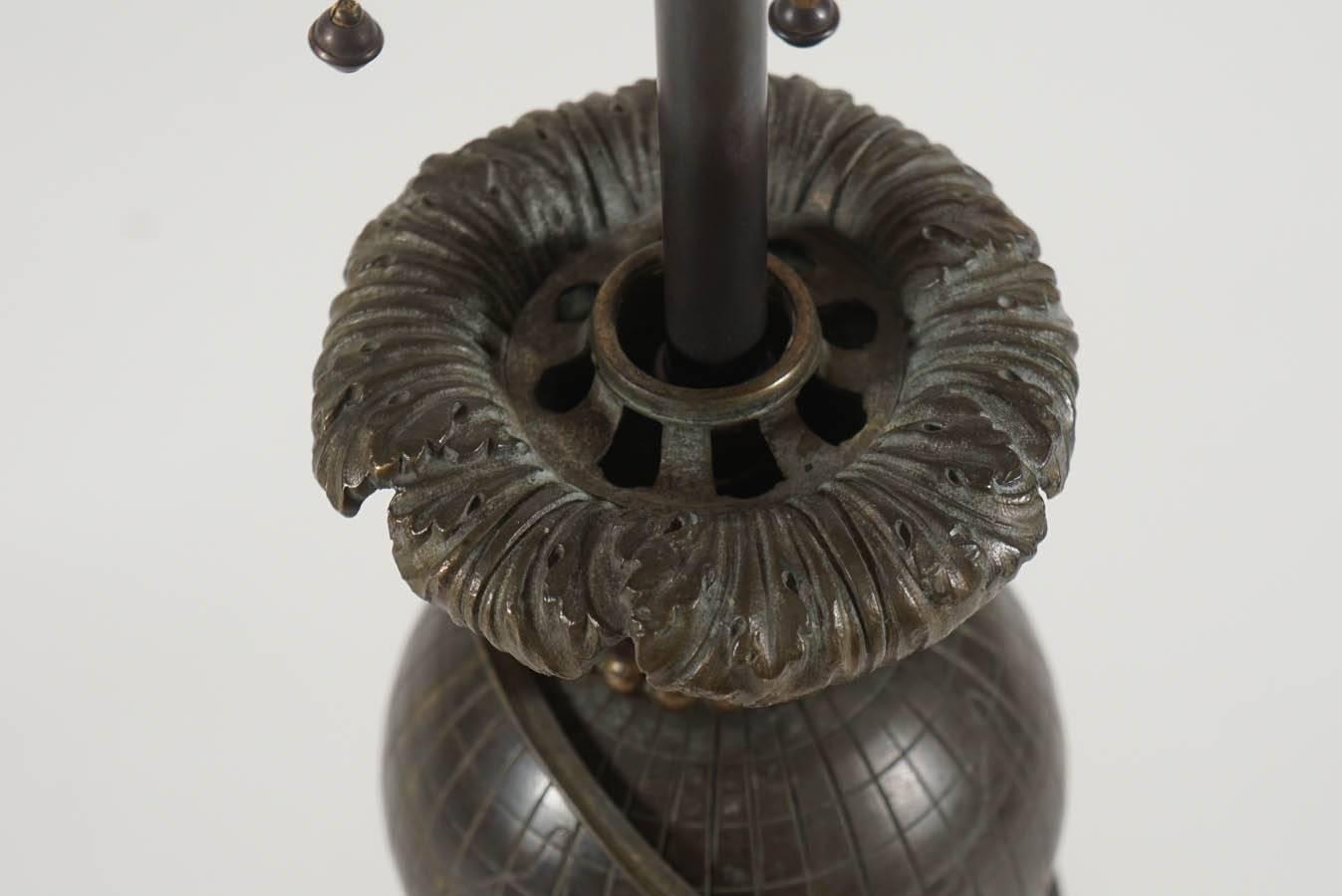 Thomas Messenger and Sons 'Atlas' Bronze Lamp Base, England, circa 1835 In Good Condition In Kinderhook, NY