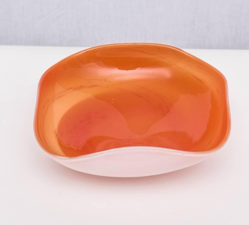 Gorgeous white and orange glass bowl by Camer, USA, 1970s.