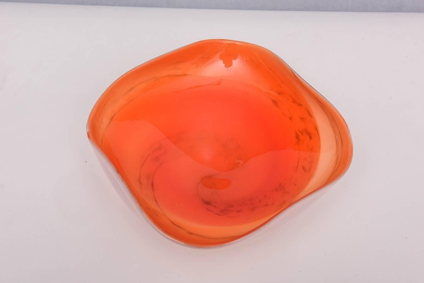 Camer Glass Decorative Bowl, USA, 1970s In Excellent Condition In Miami, FL