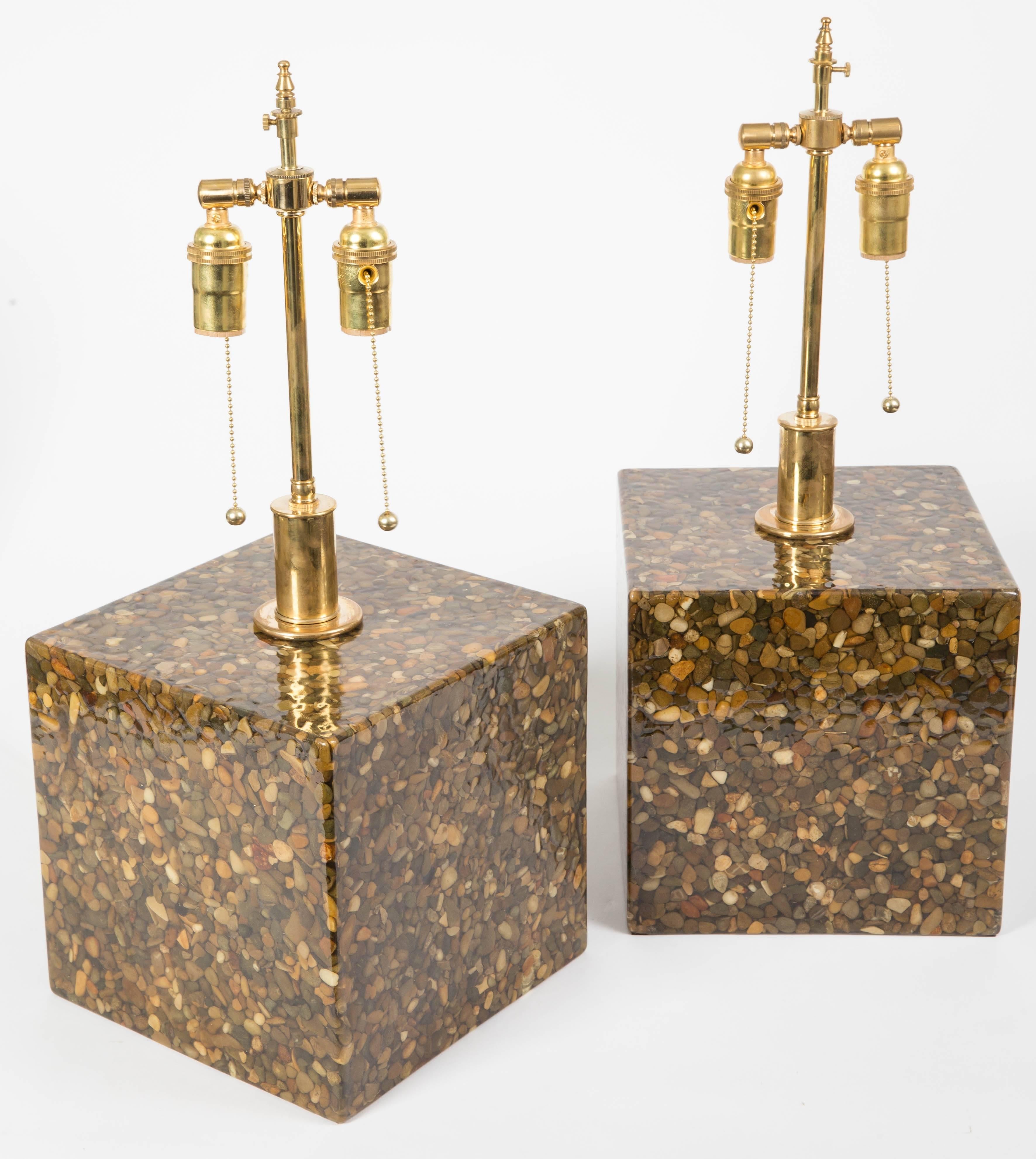Pair of Cubic Resin and Pebble Lamps with Brass Hardware 3