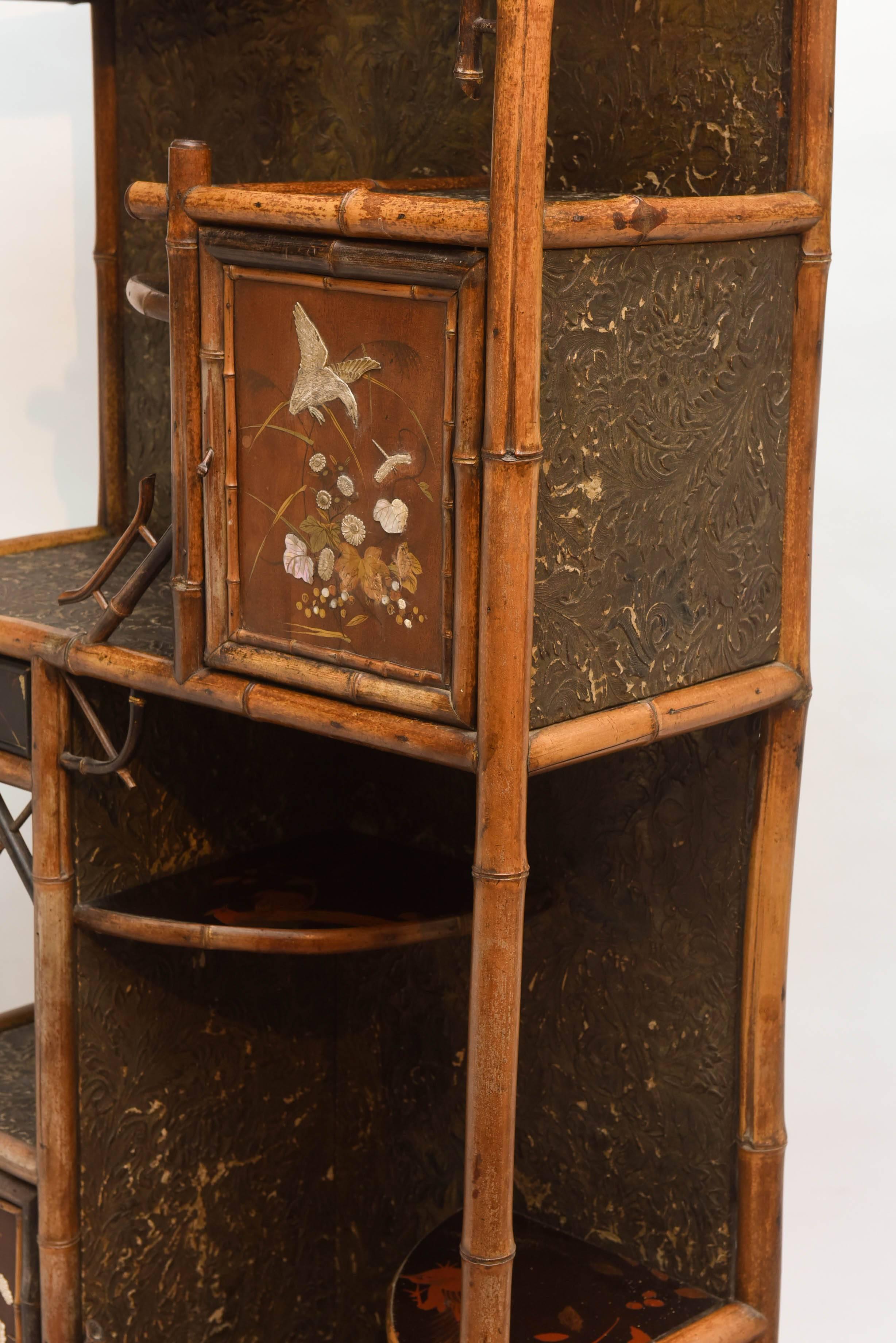 Fine 19th Century Chinoiserie Pagoda form Bamboo Display Cabinet 4