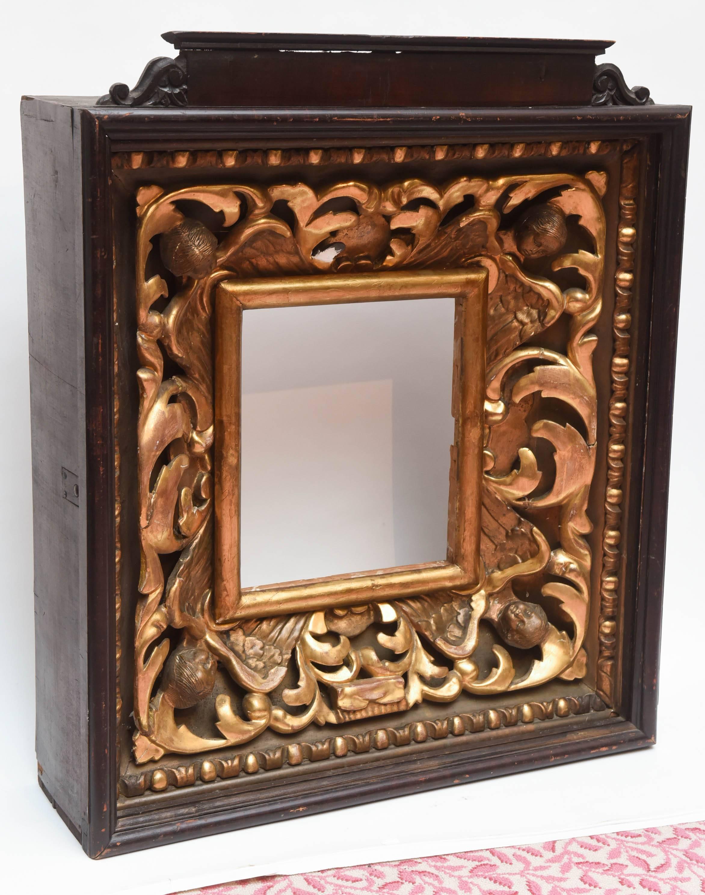 Original gilding, hand-carved with 