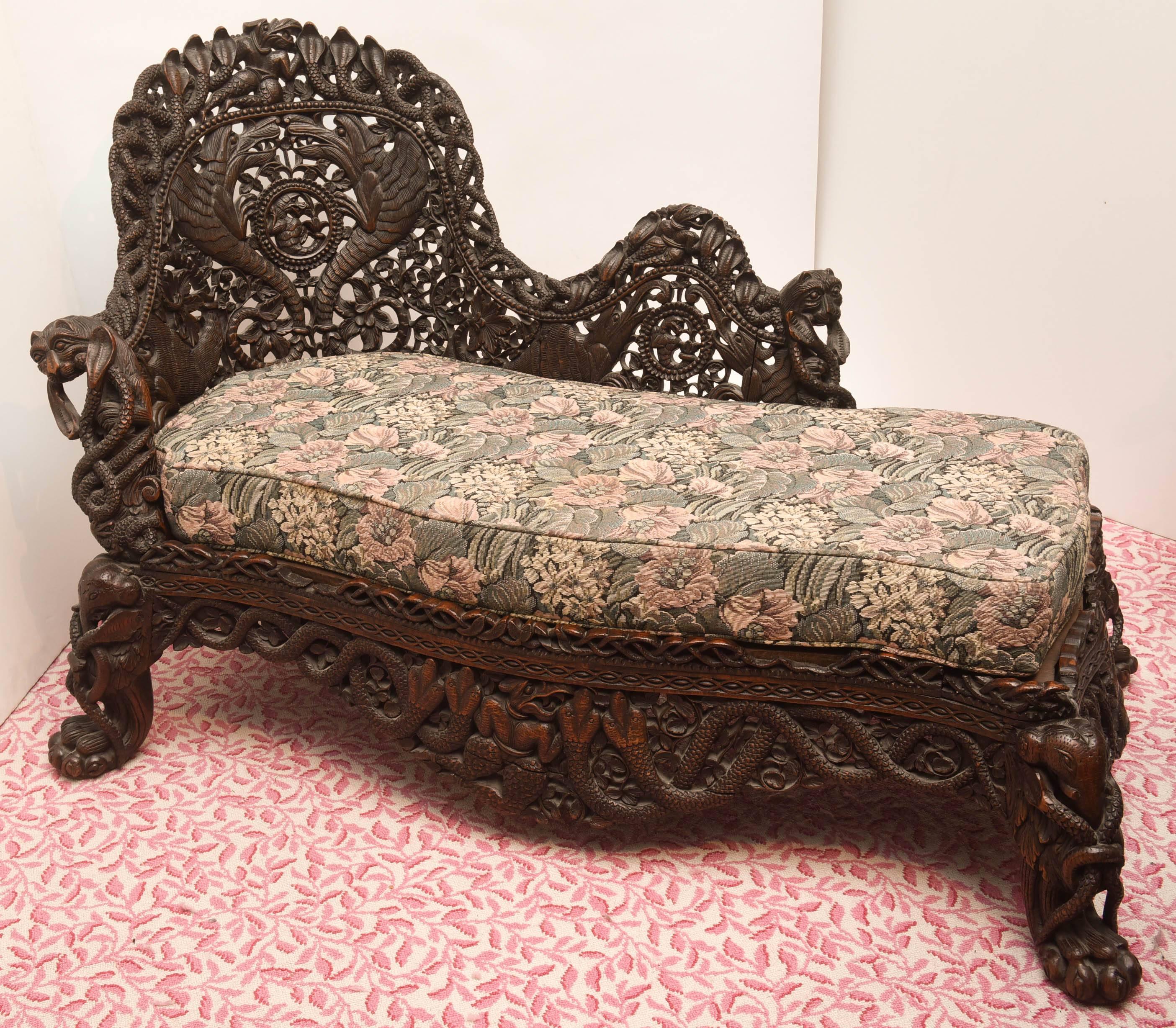 Rare and Important Anglo-Indian Carved Palace Chaise In Good Condition In West Palm Beach, FL
