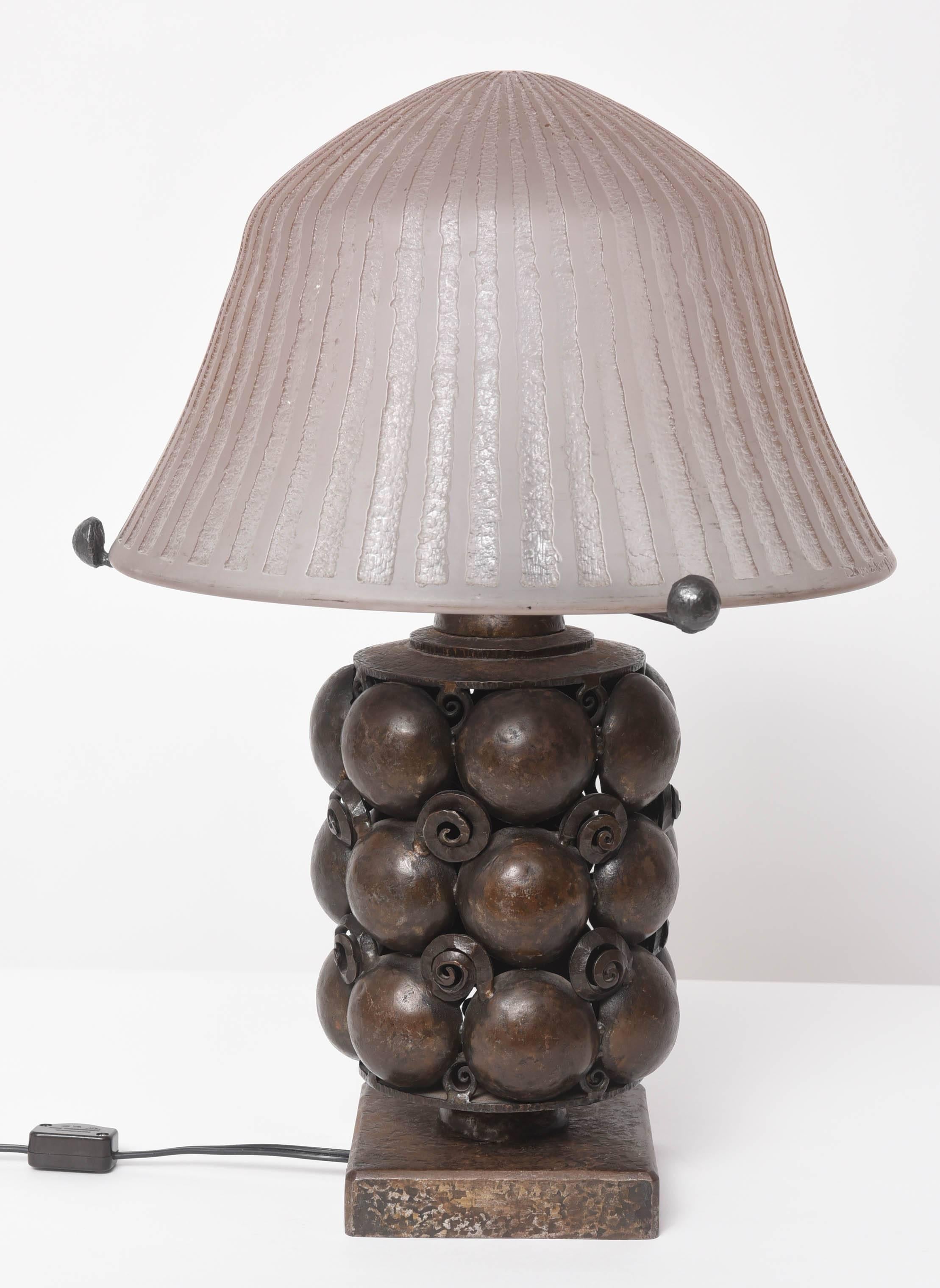 Art Deco Table Lamp Attributed to Edgar Brandt with Daum Nancy Shade For Sale 2