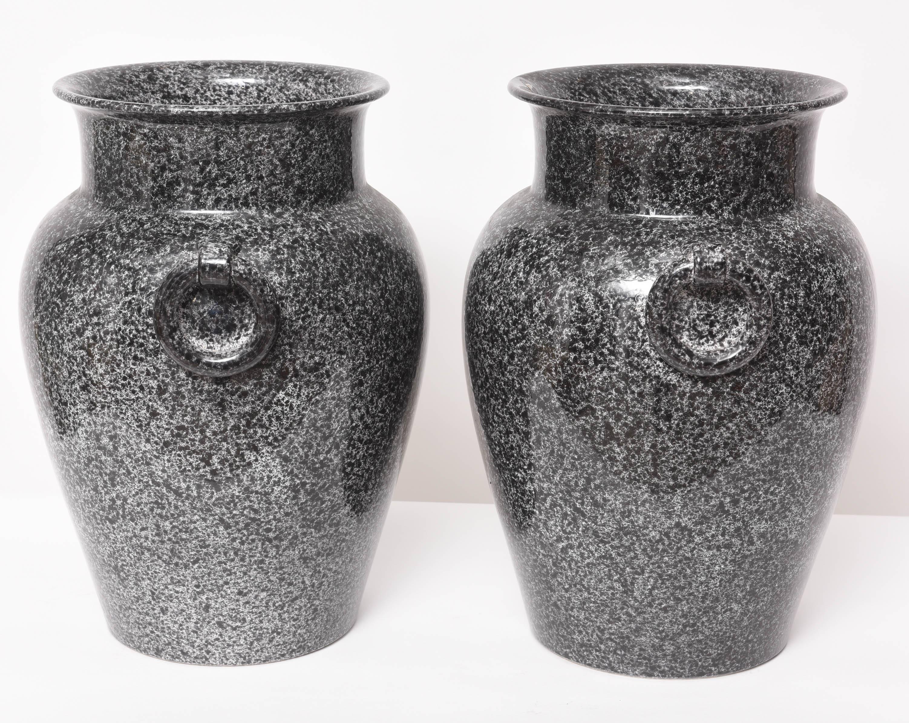 Pair of Midcentury Glazed American Pottery Urns in Black and Gray  1