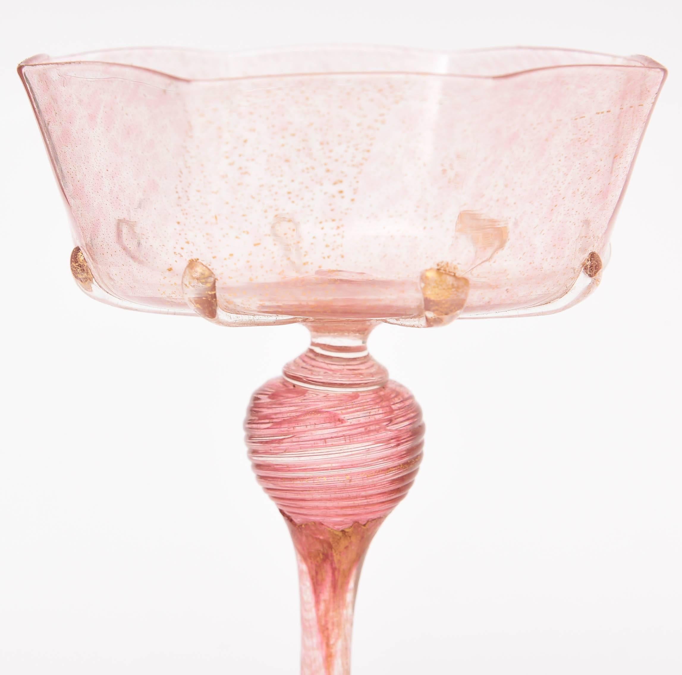 Early 20th Century 12 Venetian Champagne Goblets, Pretty Pink with 24kt Gold Inclusion
