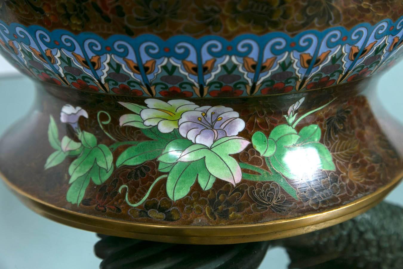 Pair of Chinese Cloisonne Vases In Excellent Condition For Sale In Woodbury, CT