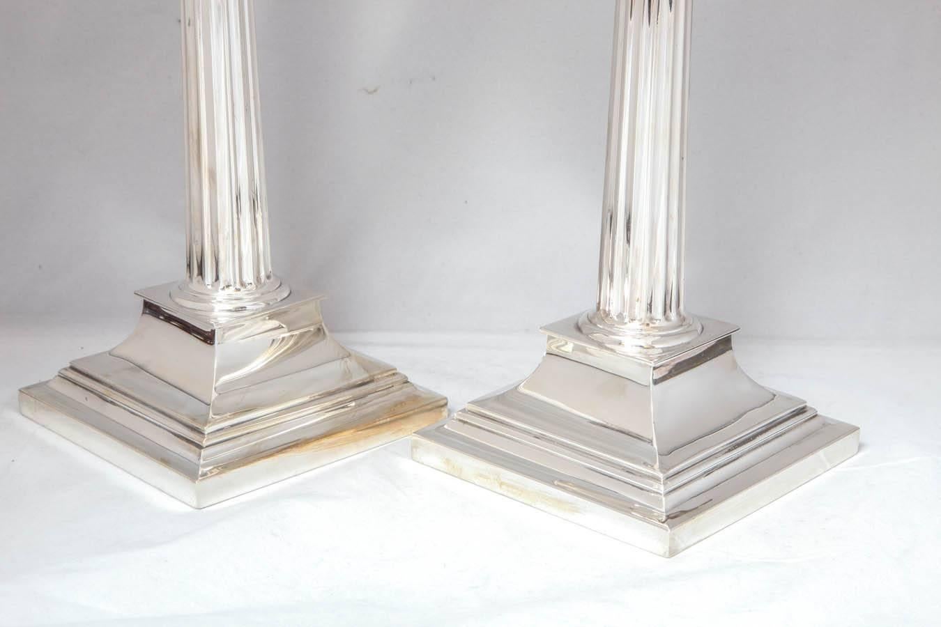 Early 20th Century Beautiful Pair of Tiffany Sterling Silver Corinthian Column Candlesticks