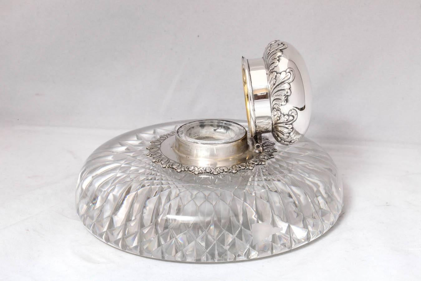 Very Large Victorian Tiffany Sterling Silver-Mounted Crystal Inkwell In Excellent Condition In New York, NY