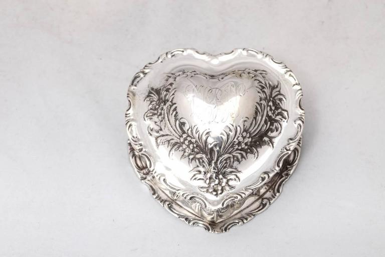 American Lovely Victorian Sterling Silver Heart-Form Trinkets Box