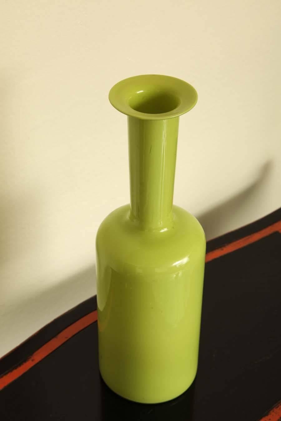 French Art Deco Apple Green Glass Vase 1