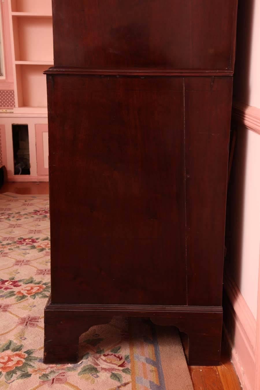 George III Mahogany Chest on Chest 4