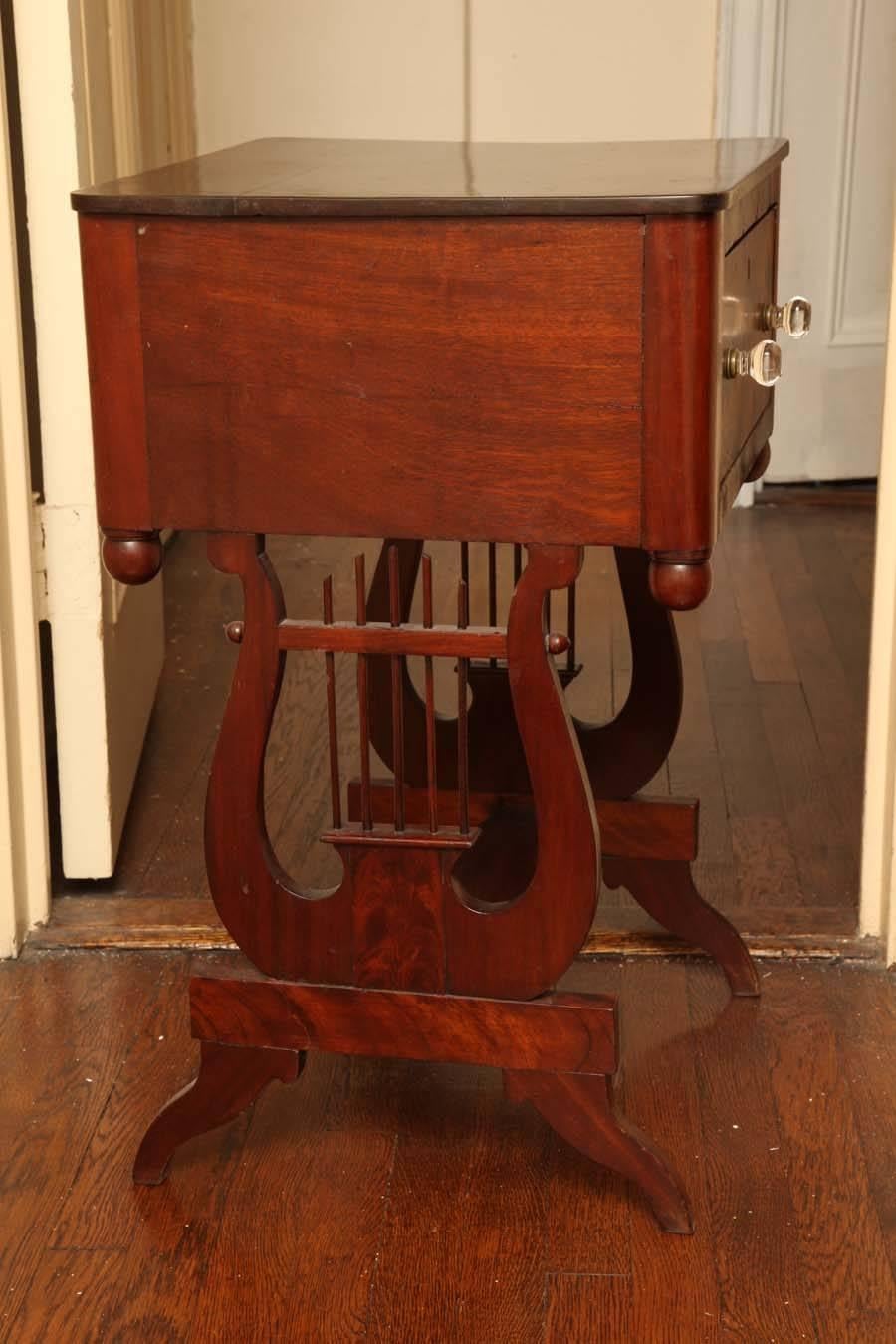 Early 19th Century New York Classical Mahogany Lyre-Support Table