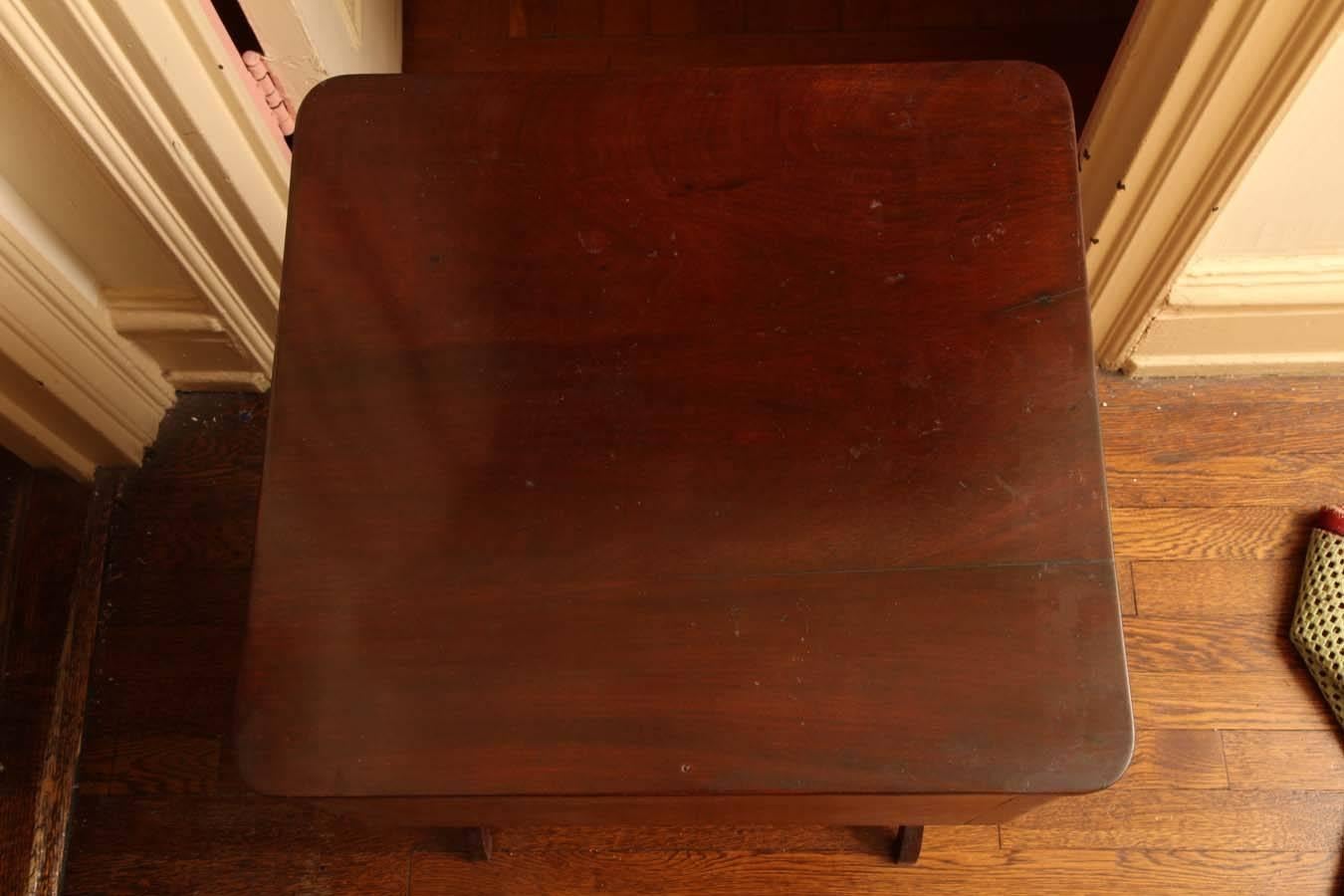 New York Classical Mahogany Lyre-Support Table 3