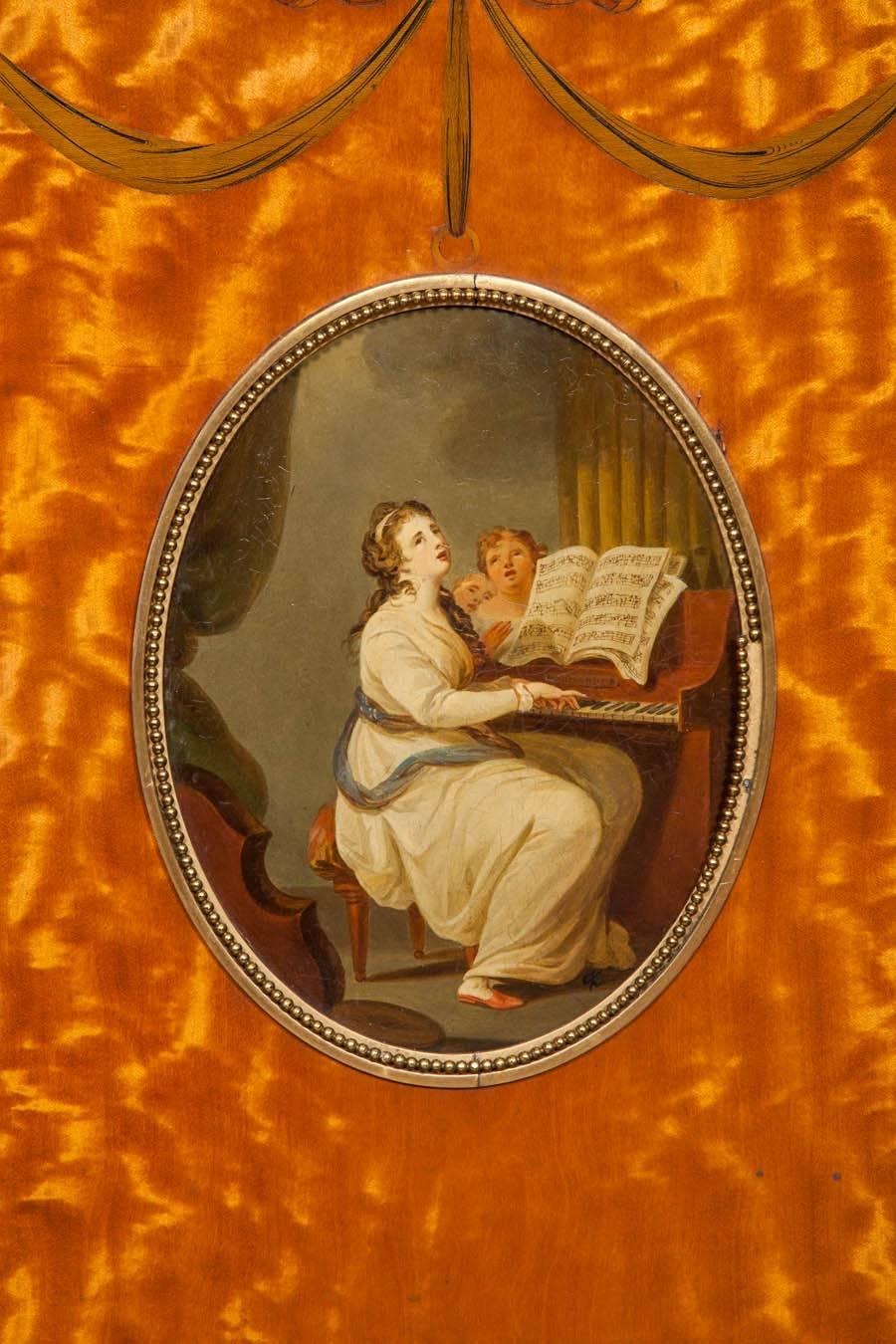Impiallacciato Armadio laterale classico del XIX secolo di alta qualità. Larghezza 80
