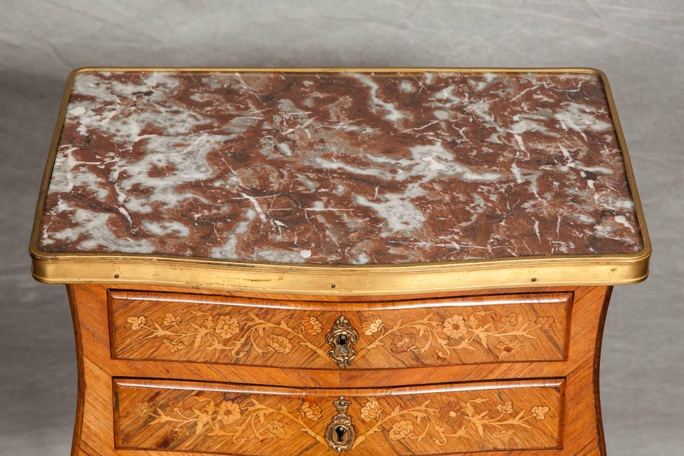 Paire de tables d'appoint de style Louis XIV Bon état - En vente à Brighton, Sussex