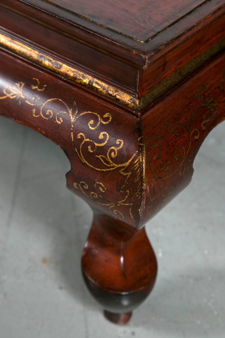 Chinese Coffee Table In Excellent Condition For Sale In Stamford, CT