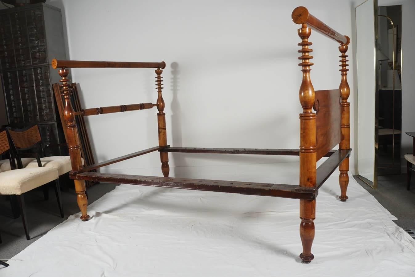 19th Century Early American Single Rope Bed or Daybed