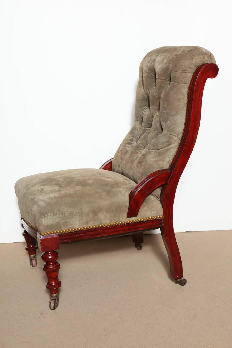 Mid-19th Century English, Mahogany Slipper Chair 2