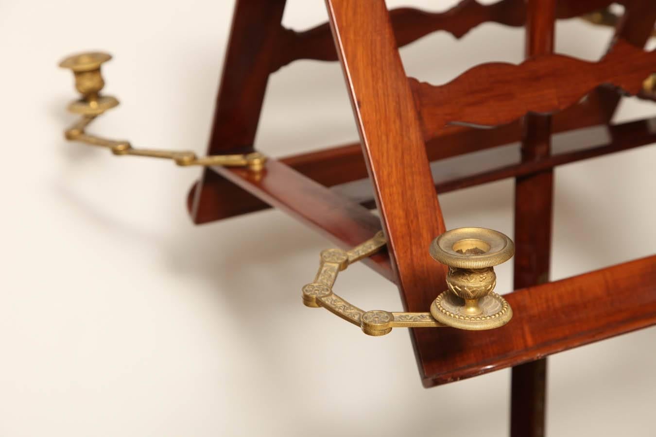 Early 19th Century French, Mahogany, Adjustable Height, Two-Sided Music Stand For Sale 1