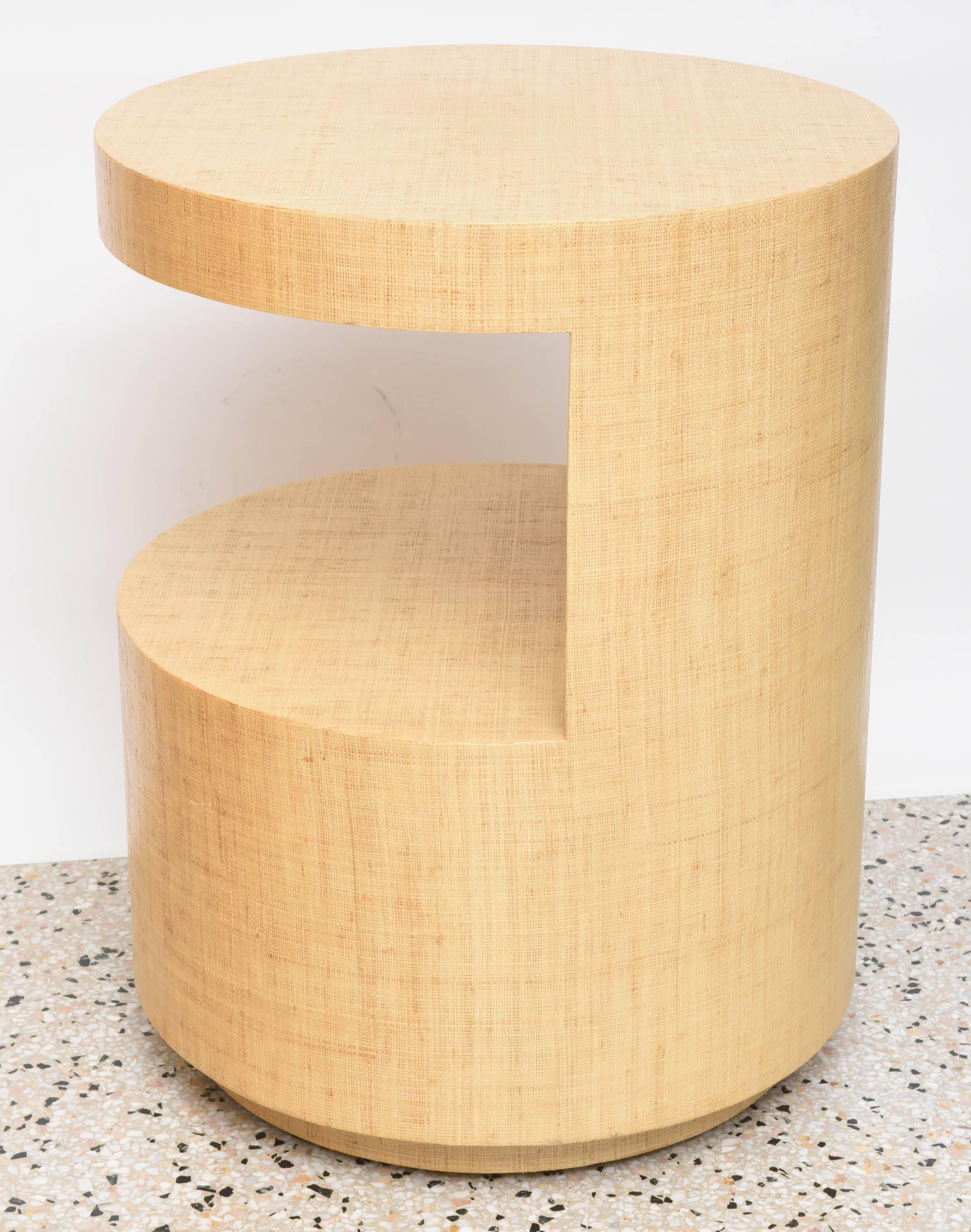 Circular Grass-Cloth Side Table Attributed to Karl Springer, American, 1970s In Excellent Condition In West Palm Beach, FL