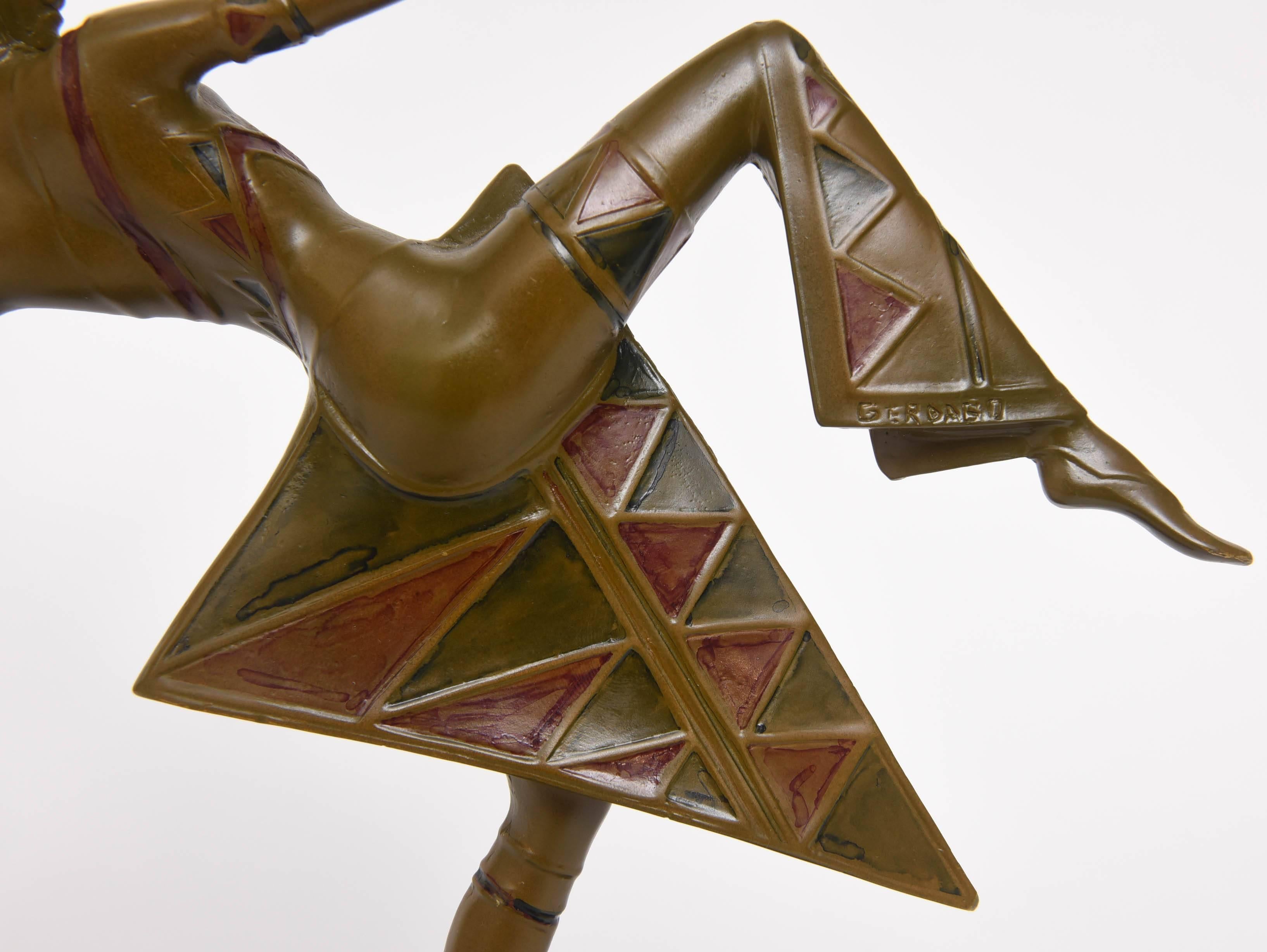Sculpture en bronze patiné Art Déco d'une « danseuse » par Gerda Gerdago en vente 2