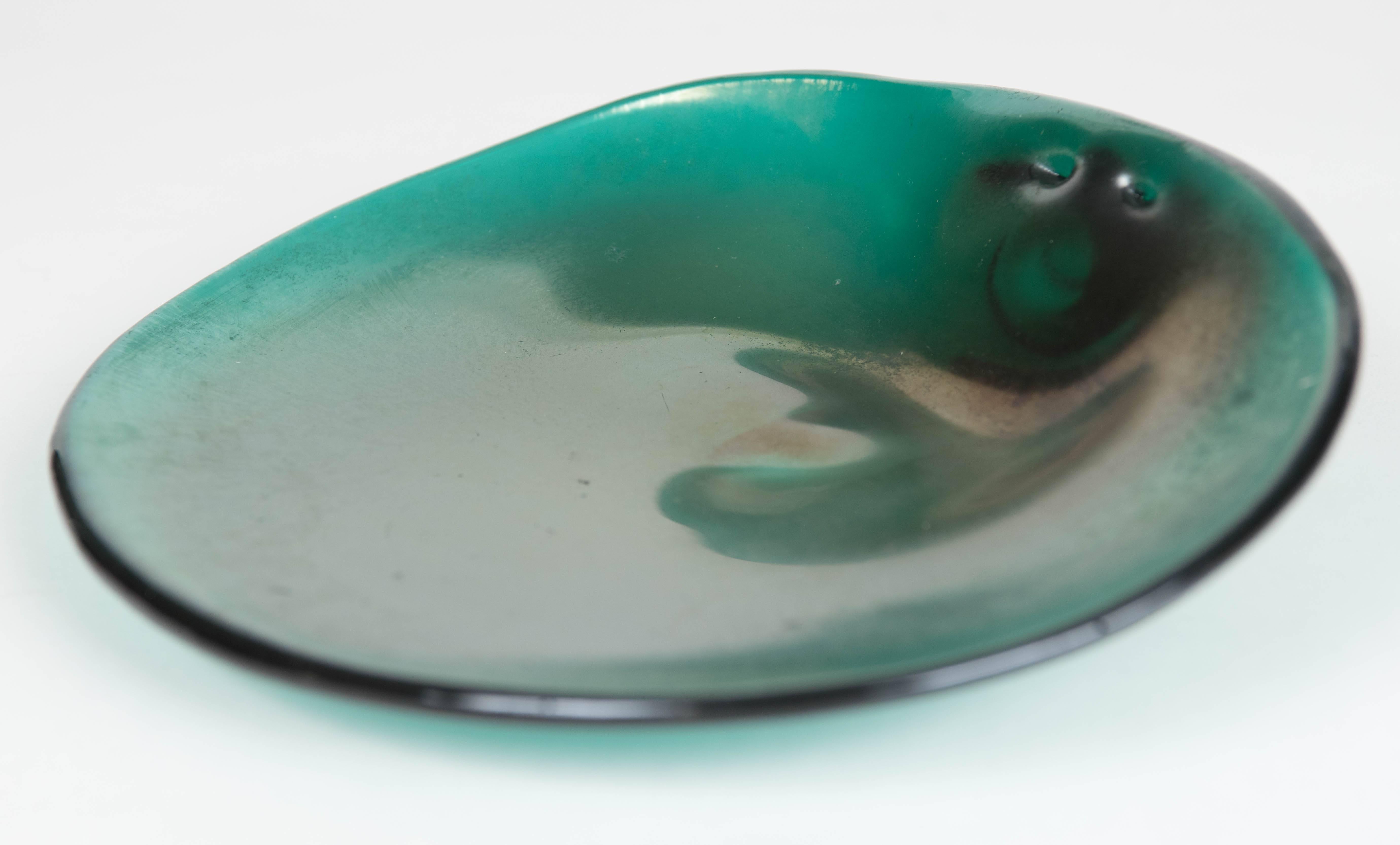 Green iridescent glass bowl designed by Carlo Scarpa for Venini.
Acid etched signature: Venini Murano Italia