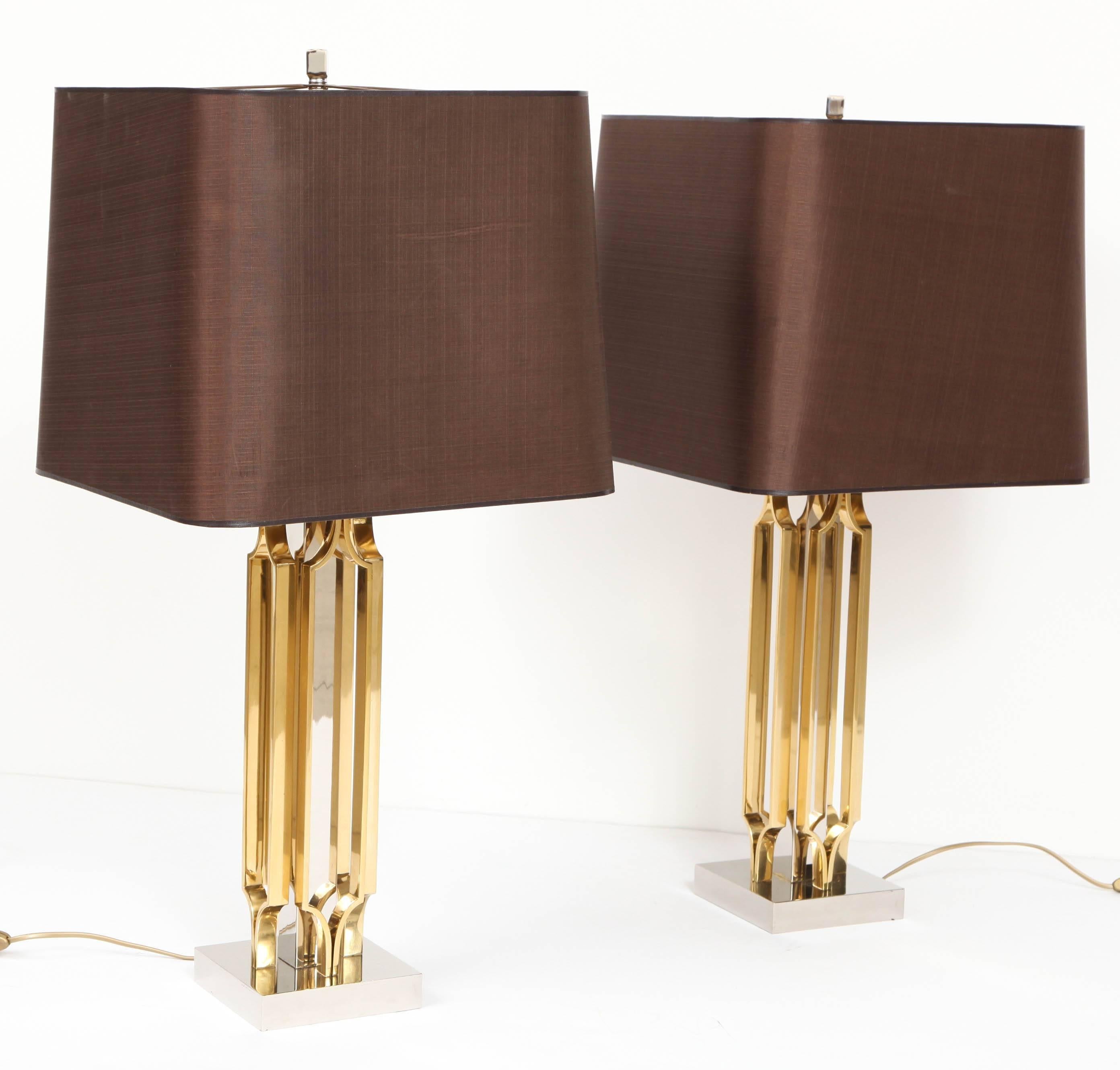 Pair of lamps by Willy Daro, in perfect condition, new rewired and new polish.

